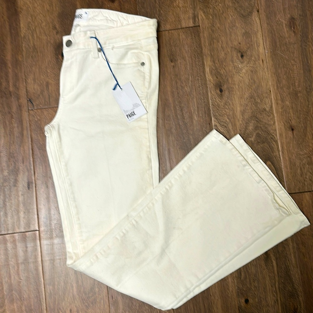 NWT Paige Skyline Boot Petite Jeans in Optic White - size 30